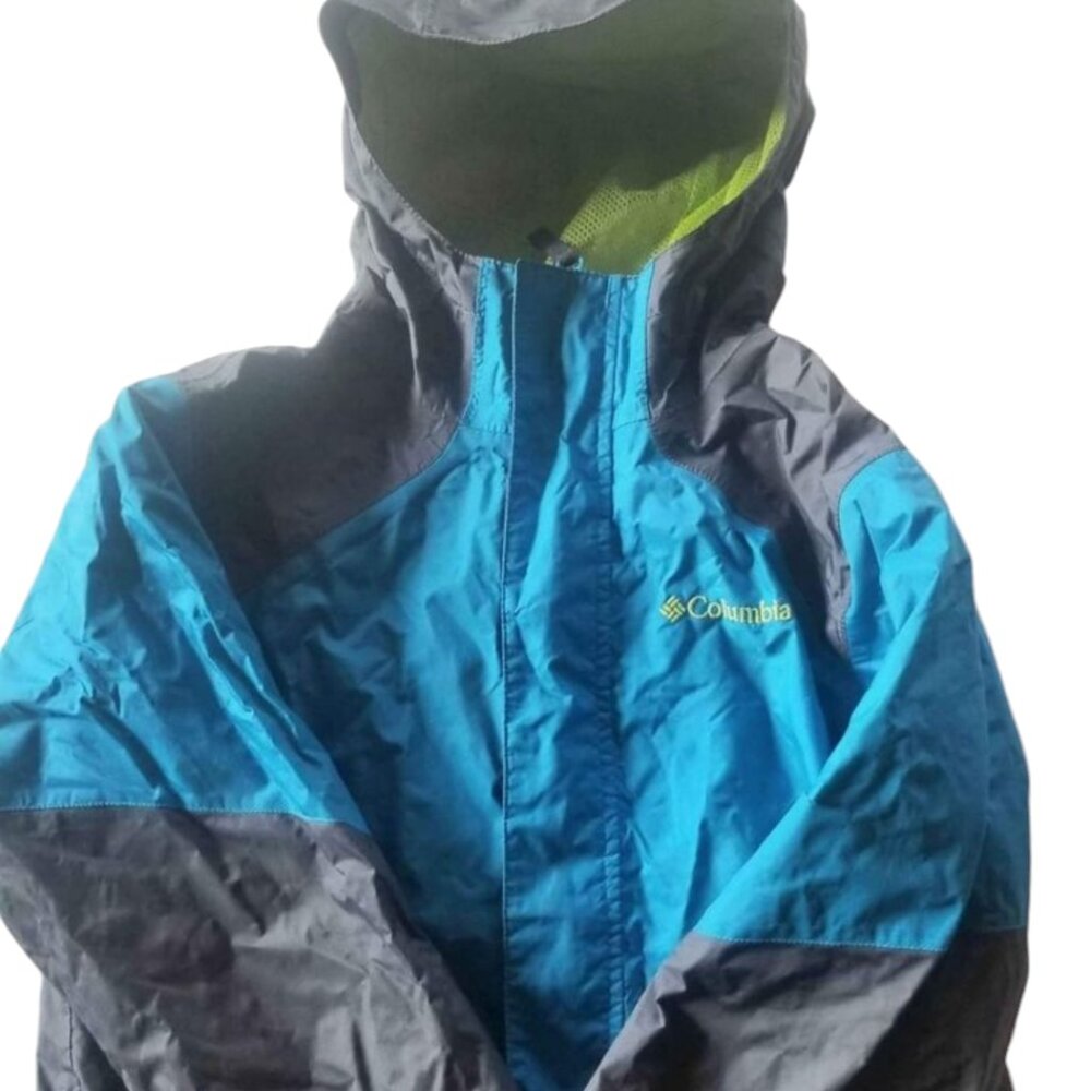 Columbia Omnishield jacket youth size 10/12
